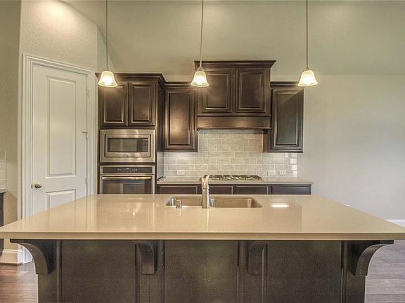 5th image of 3423 Millhouse Point Way