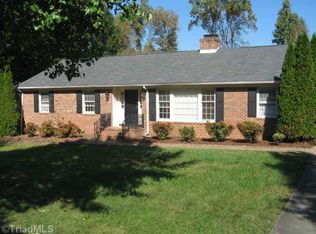 5802 Green Meadow Dr, Greensboro, NC 27410