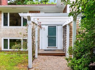 11 Barnabas Rd, Falmouth, MA 02540