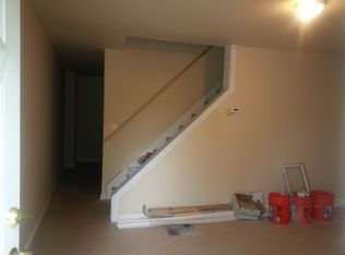 13 Fowler St, Trenton, NJ 08618