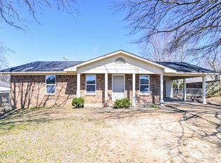 10400 Lafayette Dr, Olive Branch, MS 38654