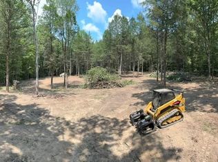 34 Copperas Branch Rd, Leoma, TN 38468