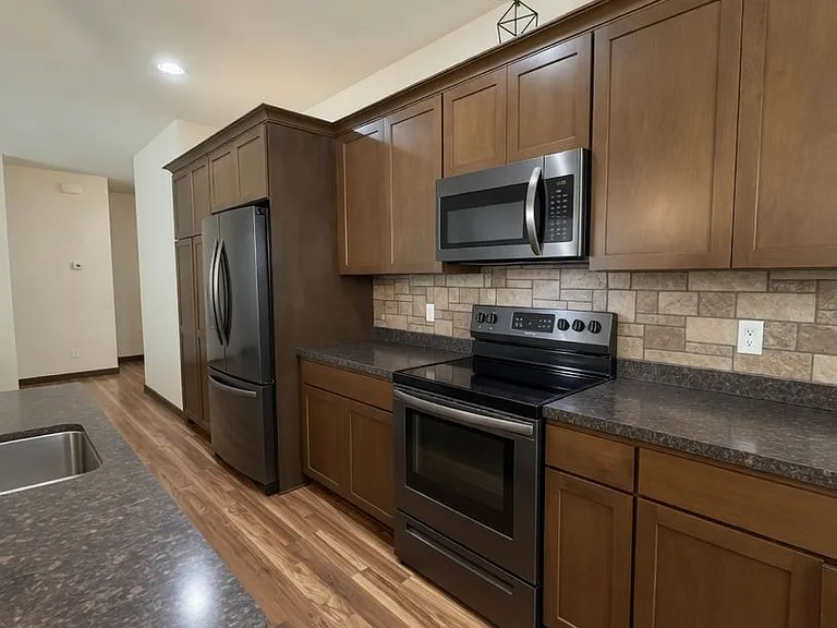 1190 Landings Ln — Photo 7