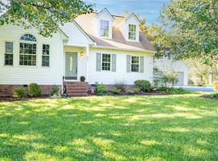 31 Canton Dr, Hartfield, VA 23071