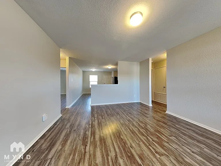 104 Palm St — Photo 13