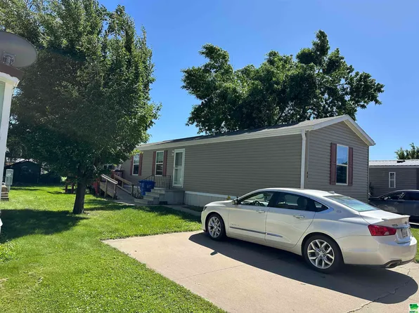 411 Stanford St Lot 46, Vermillion, SD 57069
