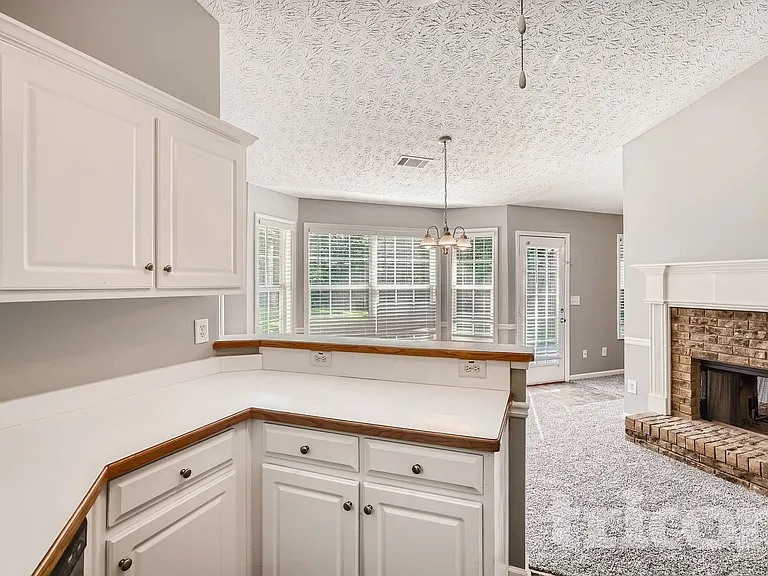 65 Cranbrook Ct — Photo 12