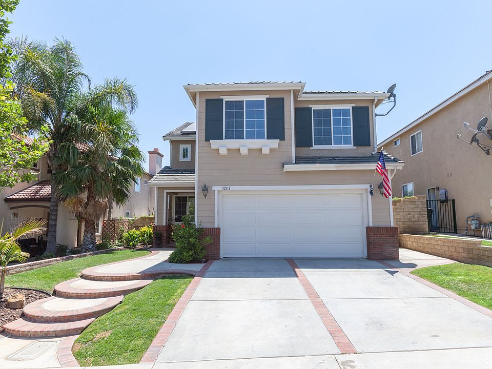 1st image of 32117 Big Oak Ln