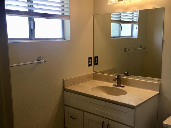 4th image of 7072 Topaz St