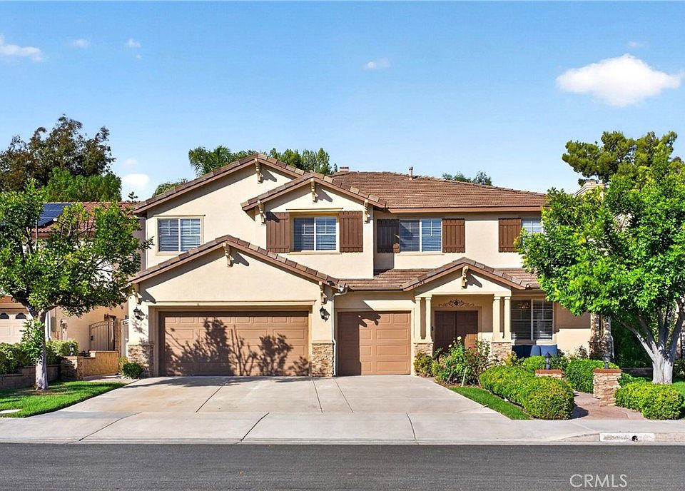 1st image of 43048 Noble Ct