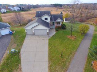 19418 Elgin Ct NW, Elk River, MN 55330