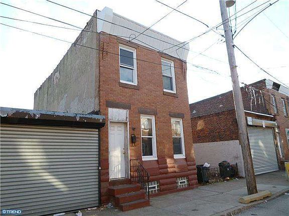 2nd image of 818 E Schiller St