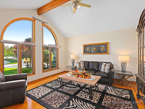 4th image of 15510 Elder Ct