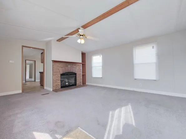 304 Sunshine Dr, Rocky Mount, NC 27804