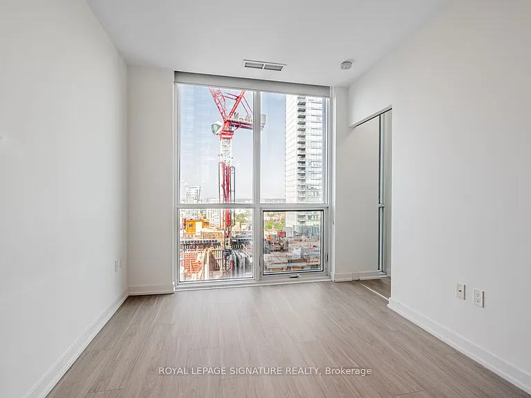 1 Yorkville Ave #3203 — Photo 4