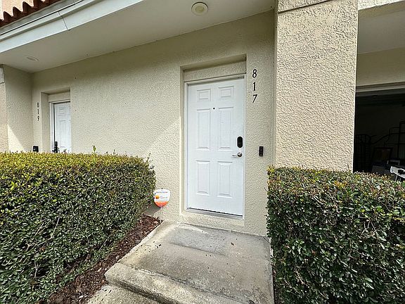 4th image of 817 100th Ave N