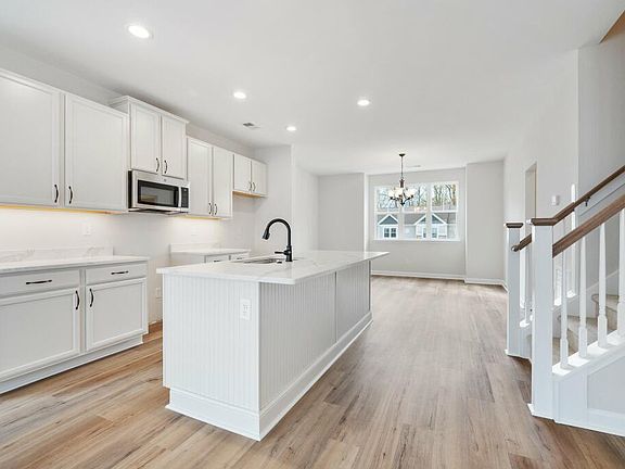 These photos are representative of this floor plan, but all options may not be available in every co