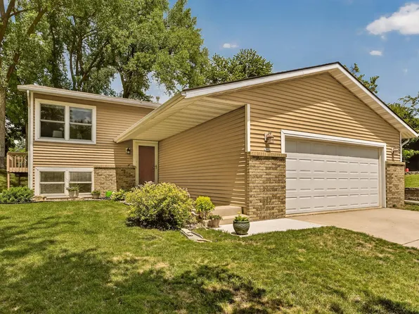 4325 1st St NW, Rochester, MN 55901