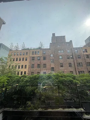 Rented by JMG Properties | media 18