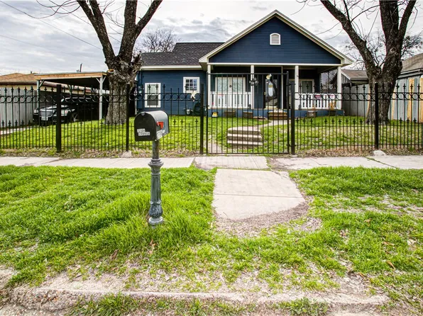 2704 Connor Ave, Waco, TX 76711