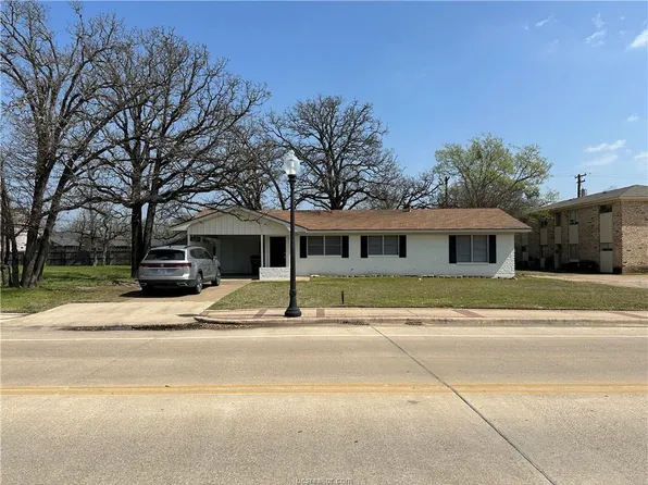 4005 College Main St, Bryan, TX 77801