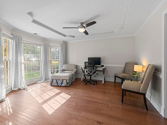 5th image of 607 Forestdale Dr
