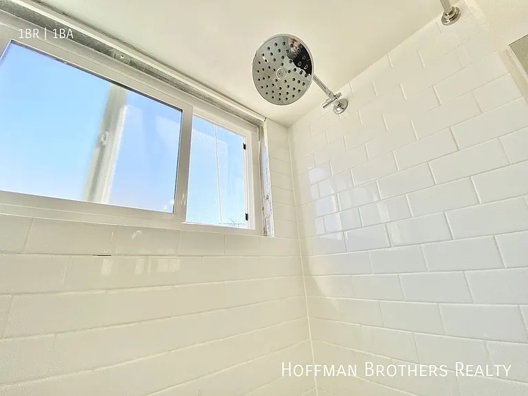 3438 Mentone Ave #6 — Photo 7