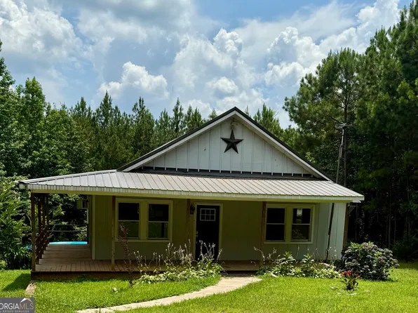1061 Frances White Rd, Buchanan, GA 30113
