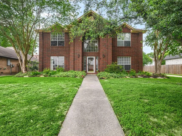 1735 Les Talley Dr, Seabrook, TX 77586