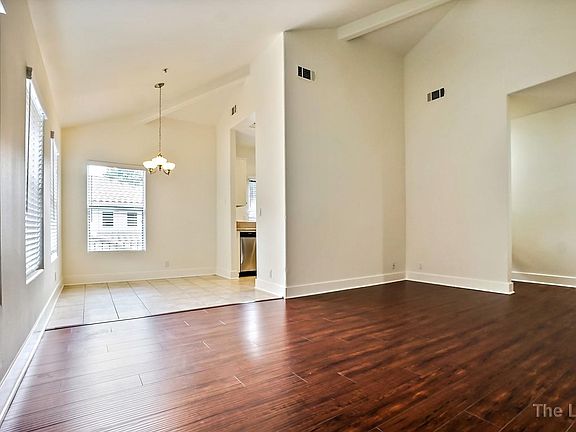 3rd image of 3220 Foothill Dr APT 1