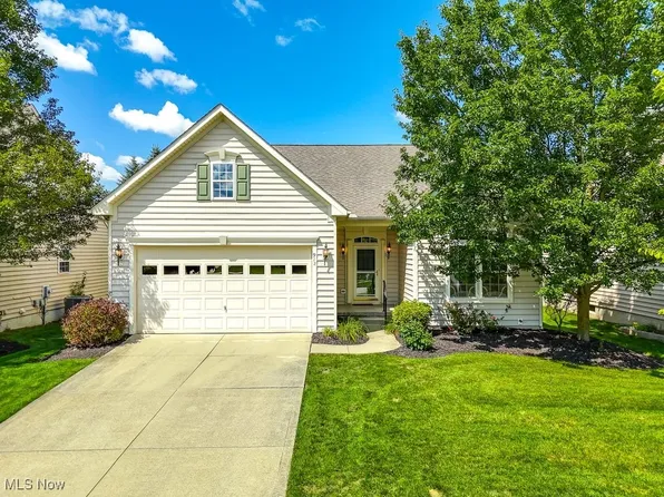 912 Highridge Ln, Kent, OH 44240