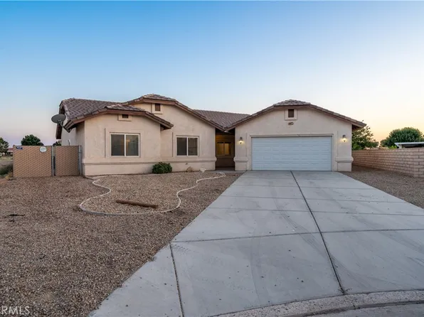15077 Birdie Ln, Helendale, CA 92342