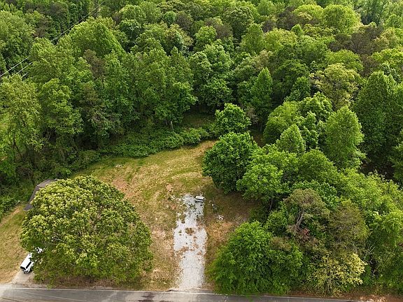 2nd image of 735 Robertson Loop Rd #3B