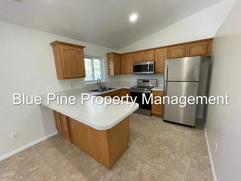 540 Flamingo Ave — Photo 5