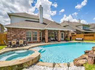 711 Streamwood Ln, Rosenberg, TX 77469