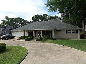 1st image of 1434 Green Briar Dr
