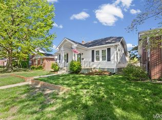 912 McKinley Blvd, Alton, IL 62002