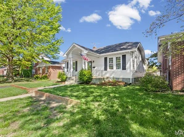 912 McKinley Blvd, Alton, IL 62002