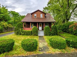 44 Park St, Westfield, MA 01085