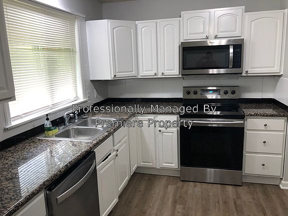 4th image of 11502 Manchester Ave