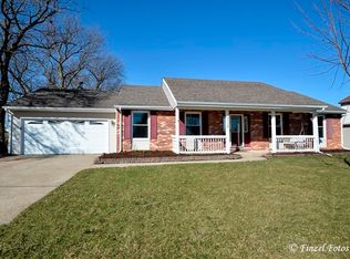 736 Maple St, Marengo, IL 60152