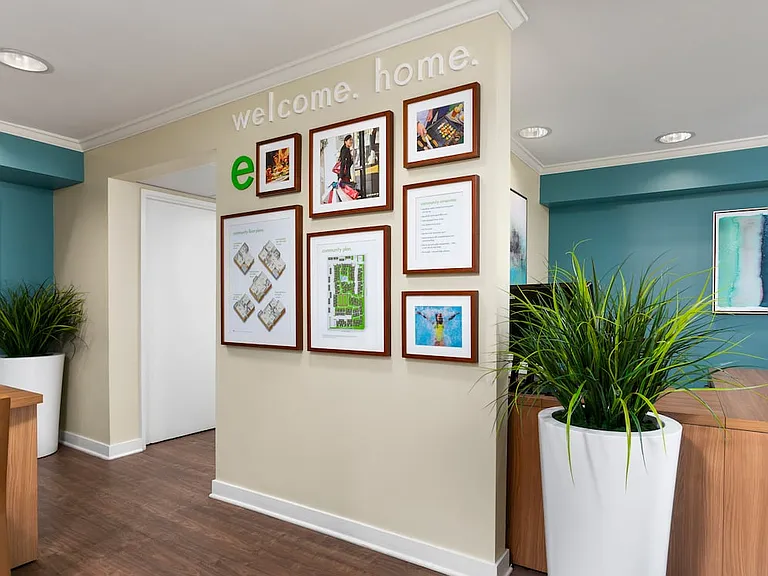 Leasing center