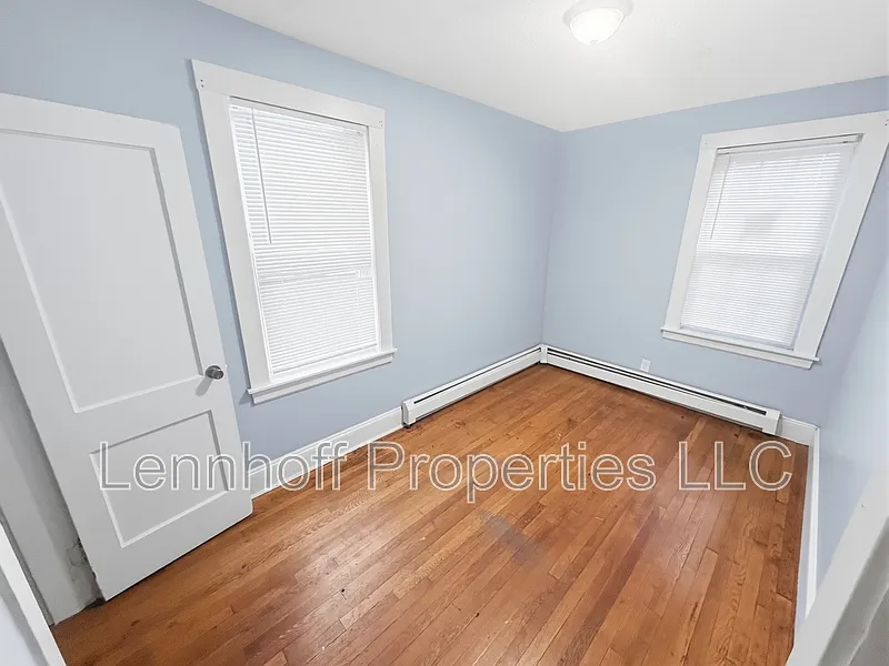 Studio, 1.0 bath, $1,950 — Photo 4