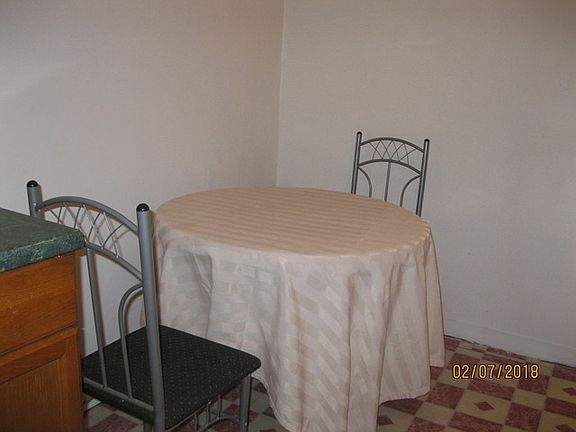 4th image of 1134 N Hamlin Ave