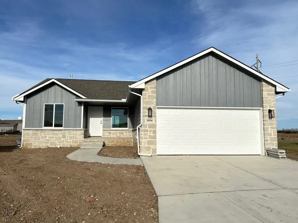 1034 E Stafford Ct, Augusta, KS 67010