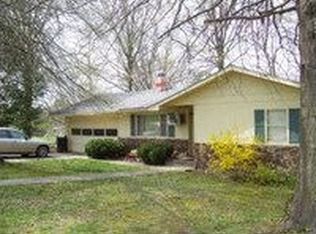 412 Holman Rd, Cassville, MO 65625