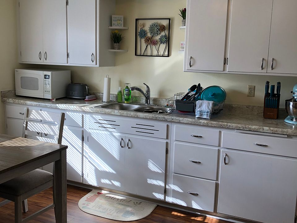 Open House Saturday 11-1
April 12