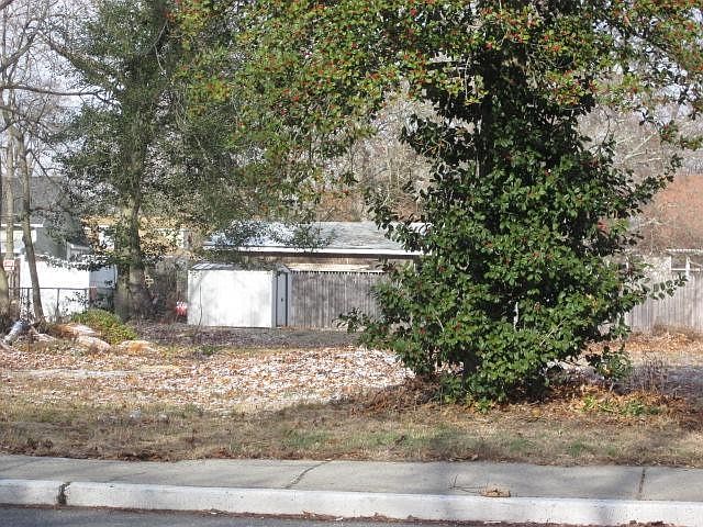 2nd image of 404 W Main St