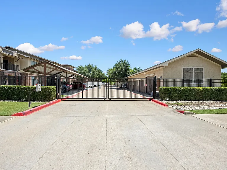 Magnolia Trace — Photo 43
