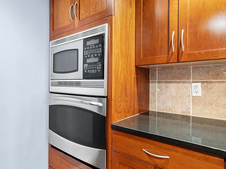 492 Beacon St #36 — Photo 15